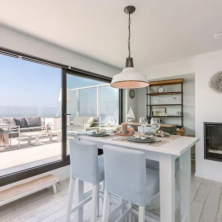 펜션 Huswell - Bright Penthouse With Two Terraces And Sea View 블랑켄베르크