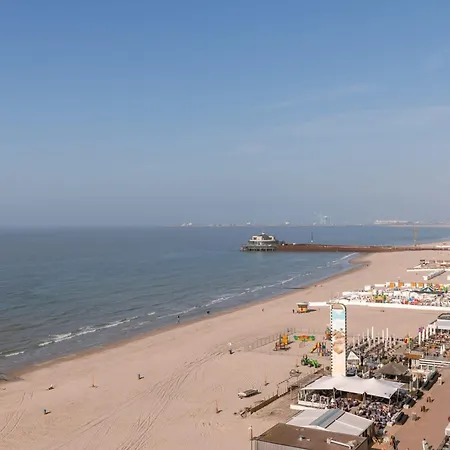 펜션 Huswell - Bright Penthouse With Two Terraces And Sea View 블랑켄베르크